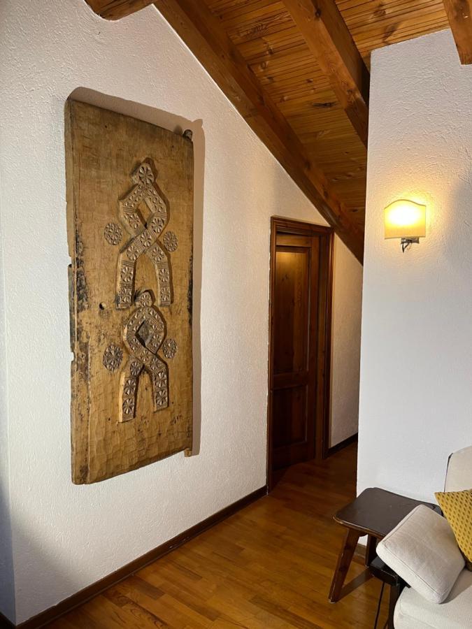 Chalet Blanc "La Mansarda" Courmayeur Luaran gambar